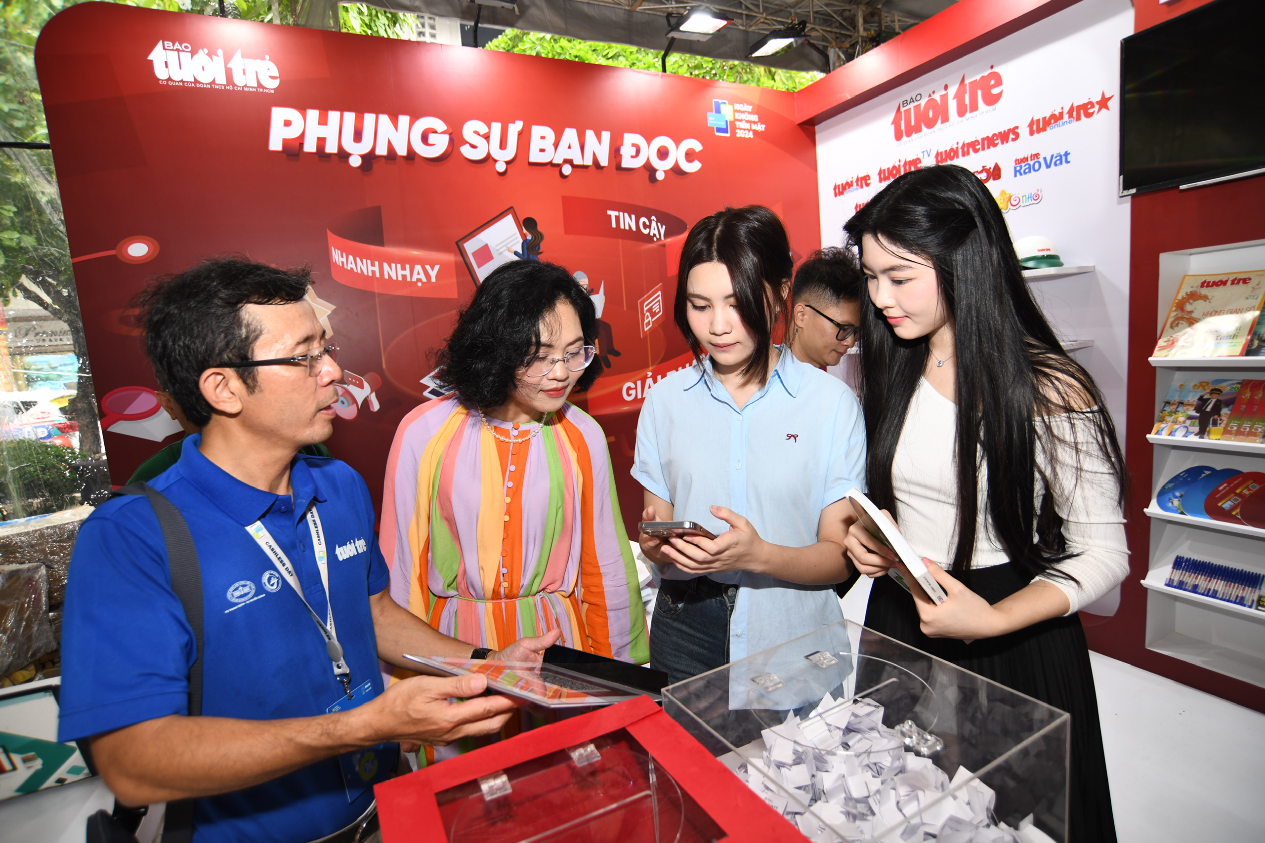 Phó TBT Báo Tuổi trẻ ông Trần Xuân Toàn tại chương trình