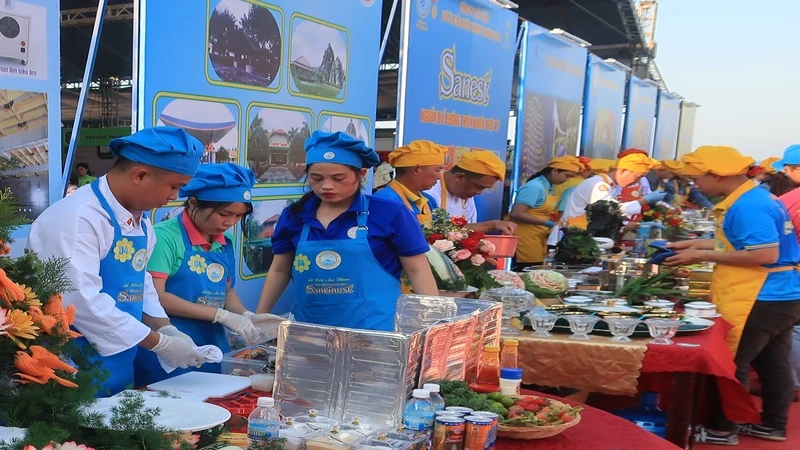 Khanh Hoa Salanganes Nest Food Festival