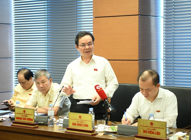 Đánh thuế VAT hàng giá trị nhỏ nhập qua Shopee, TikTok?- Ảnh 2.