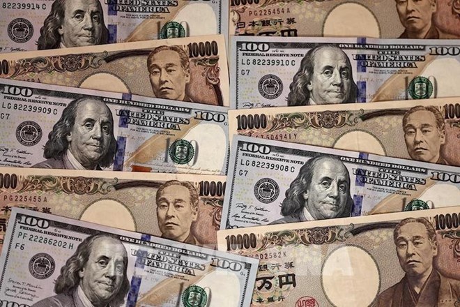 Yen's Upside Outlook as Rate Hike Signals Faint