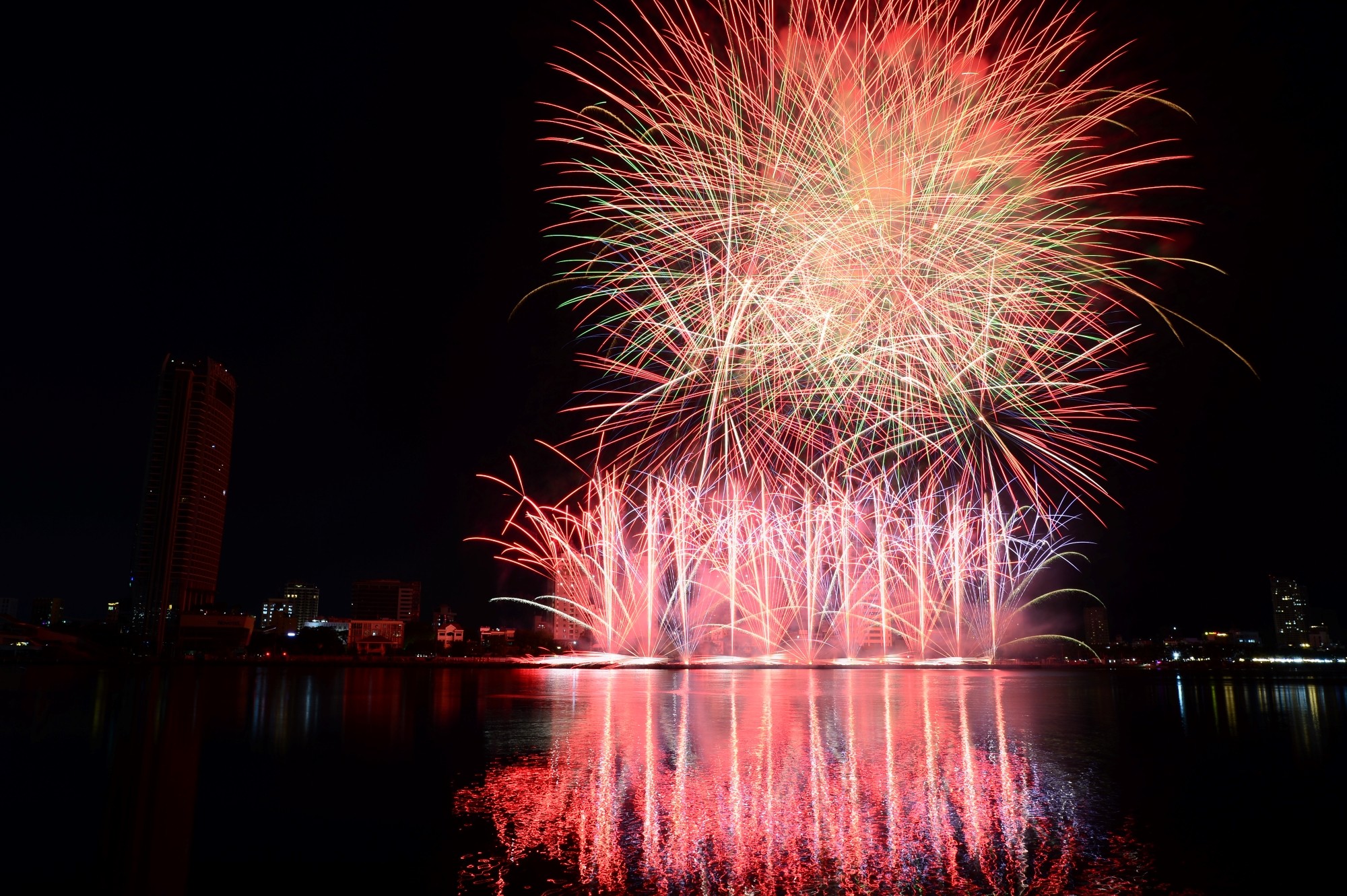 Cultura - Dulce exhibición de fuegos artificiales por parte del equipo estadounidense