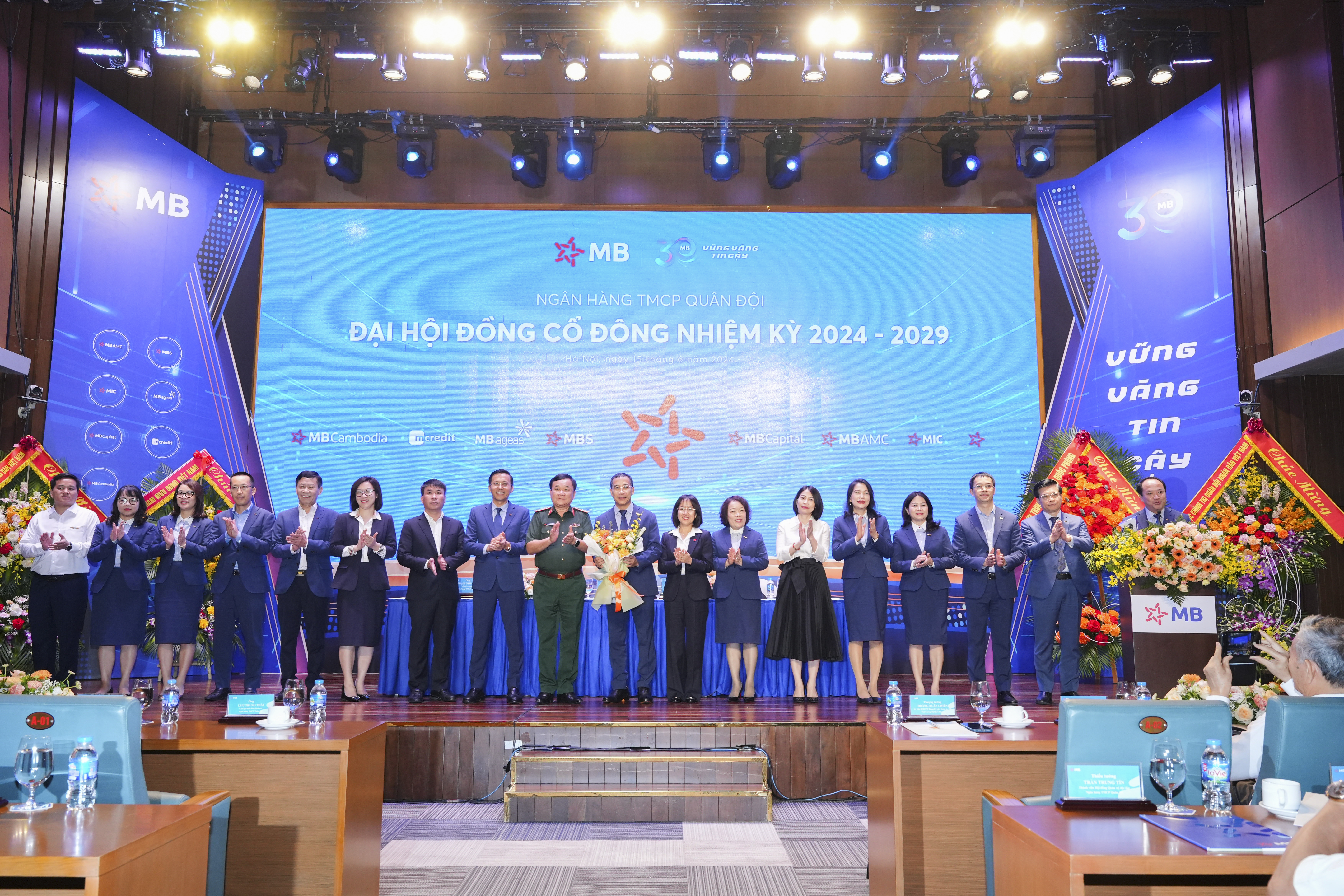 Ngân hàng Quân đội MB Bank ra mắt Hội đồng Quản trị, Ban Kiểm soát nhiệm kỳ mới
