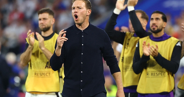 Triết lý của Nagelsmann, người ta bắt gặp người yêu của cầu thủ Đức đi vào…