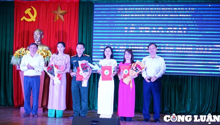 55 excellent works were awarded the 4th Dak Lak Provincial Press Award