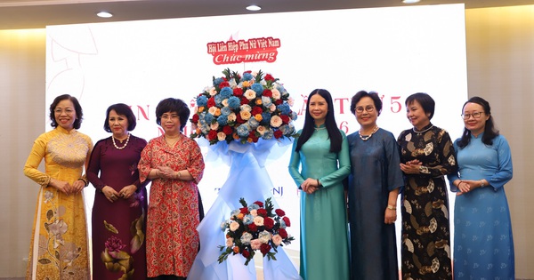Nữ doanh nhân luôn thể hiện tinh thần kiên cường và khát vọng vươn lên không ngừng