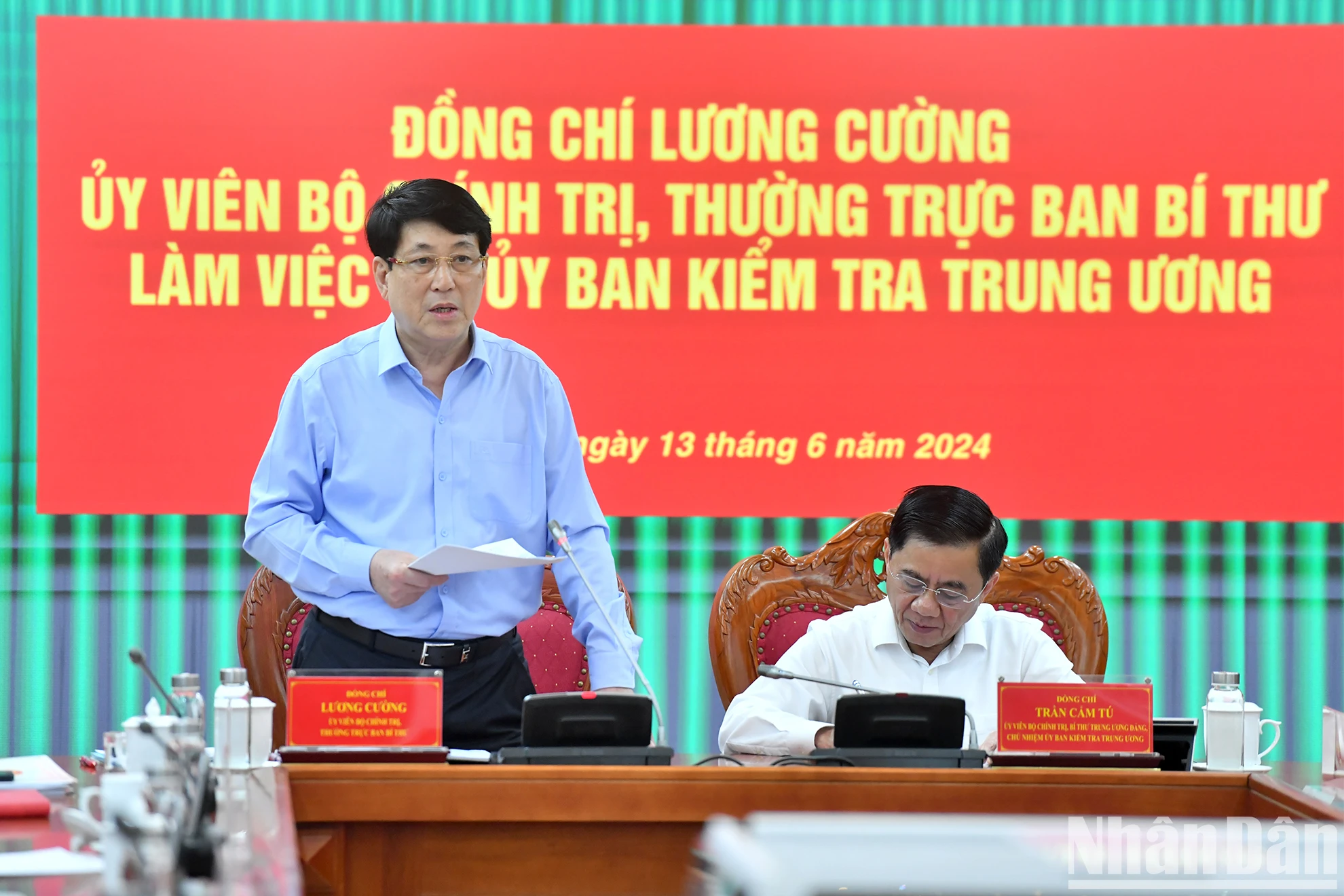 [Photo] Le camarade Luong Cuong travaille avec le Comité central d'inspection photo 6