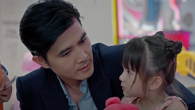 Nghia rencontre sa fille dans le dernier épisode de « Heart Rescue Station ». Photo : Capture d'écran