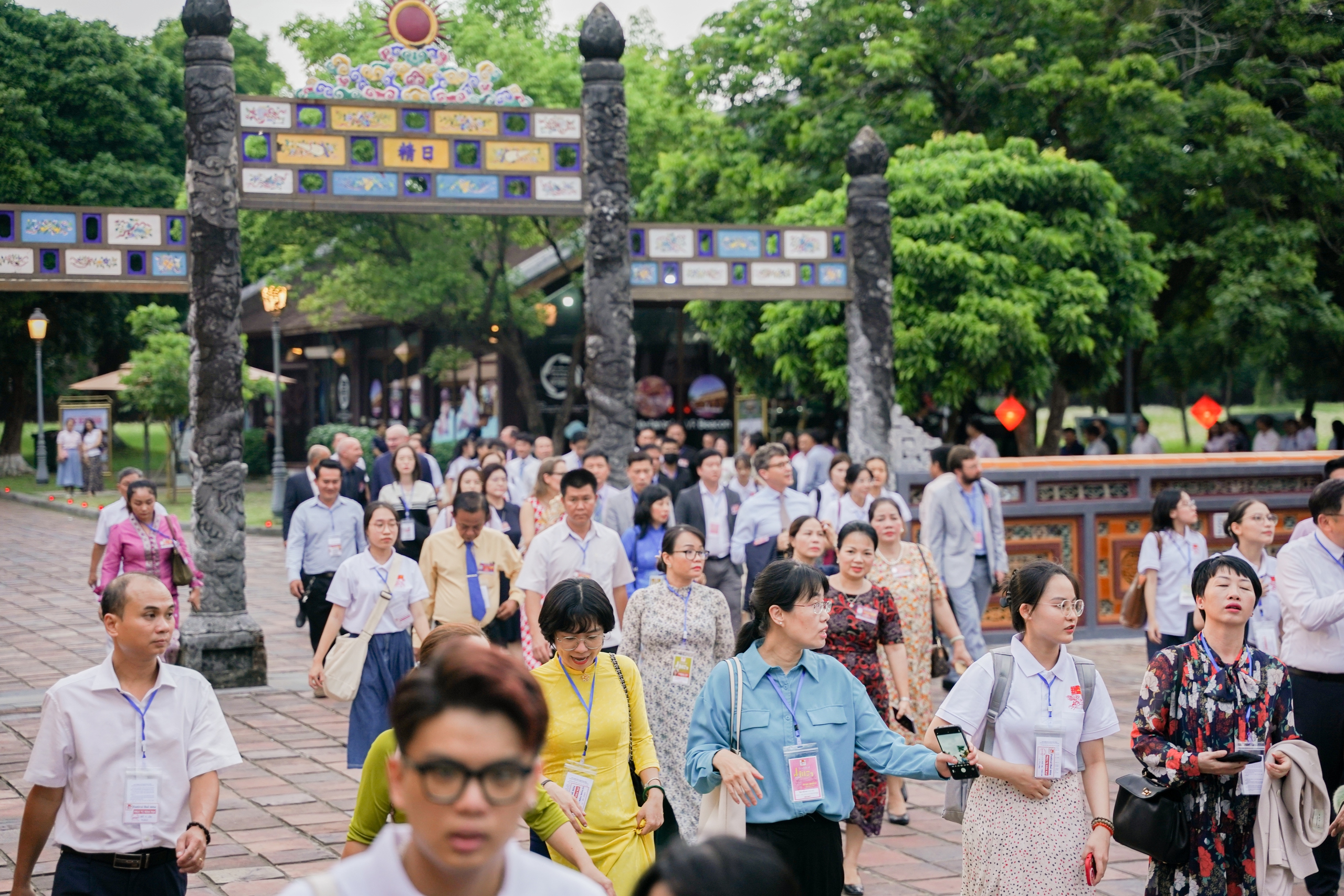 Những hình ảnh và thống kê ấn tượng tại Tuần lễ Festival nghệ thuật Quốc tế Huế 2024 - Ảnh 17.