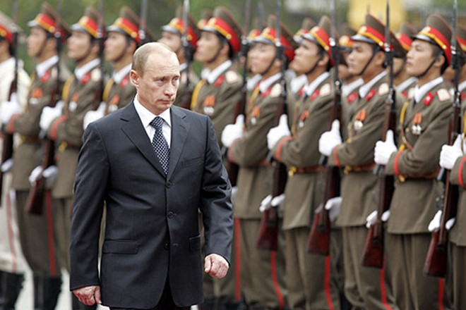 El presidente ruso Putin visitó Vietnam cuatro veces