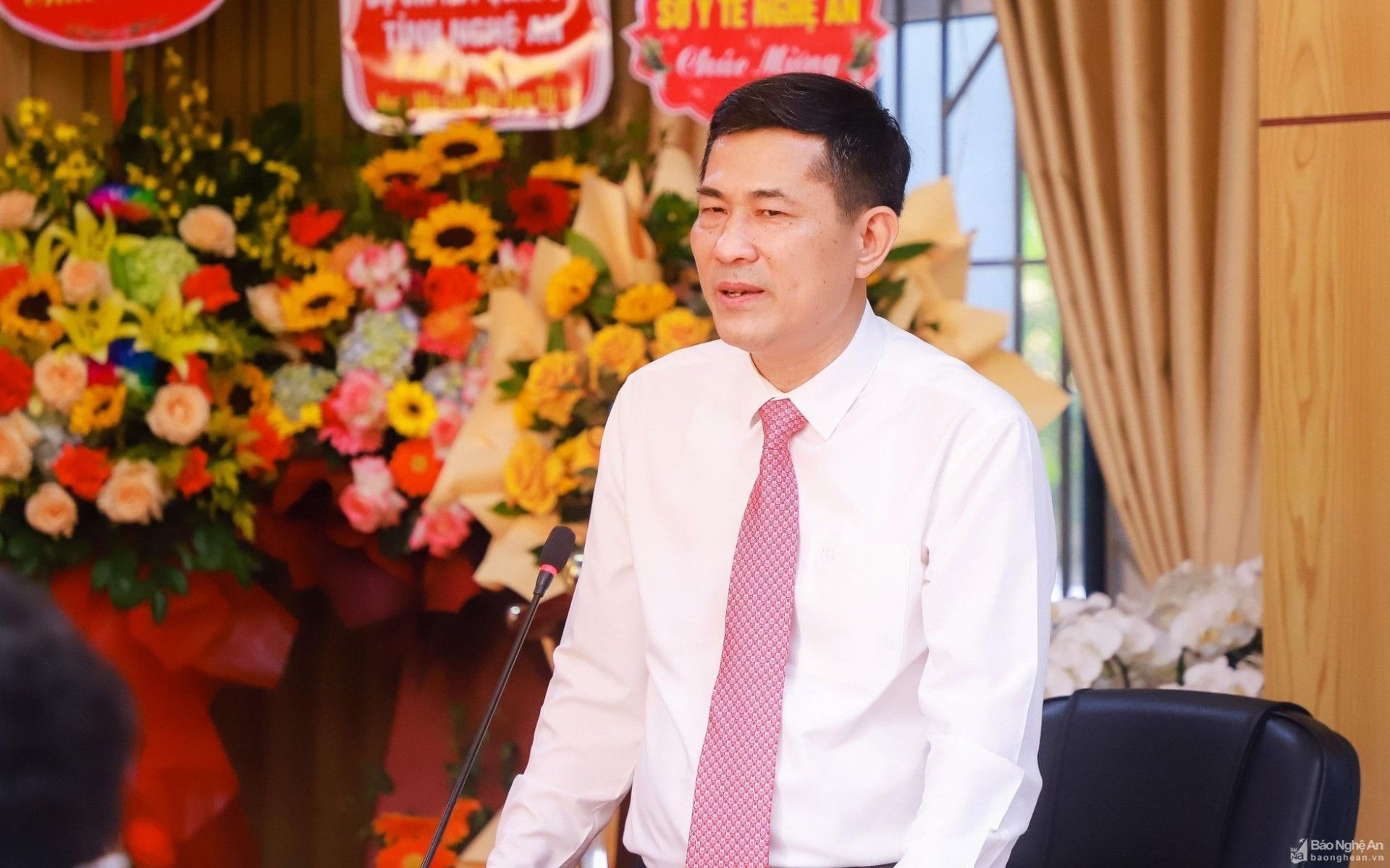 Bí thư Tỉnh ủy Nghệ An Thái Thanh Quý chúc mừng Ngày Nhà giáo Việt Nam