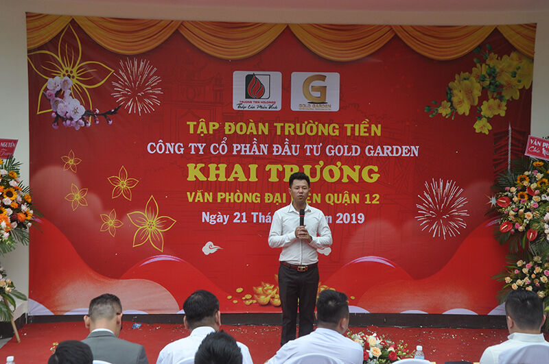 Ông Trần Bình Luận, Tổng Giám đốc Công ty Cổ phần Gold Garden phát biểu tại Lễ khai trương Chi nhánh quận 12