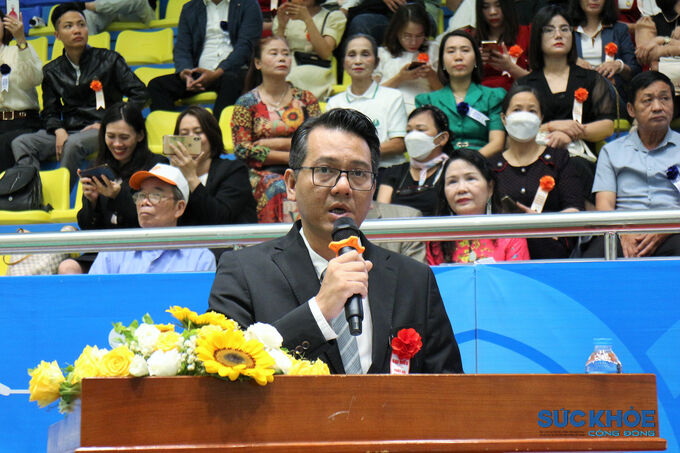 Ông Phạm Vũ Hoàng - Phó Tổng cục trưởng Tổng cục dân số, Bộ Y tế phát biểu tại Ngày hội