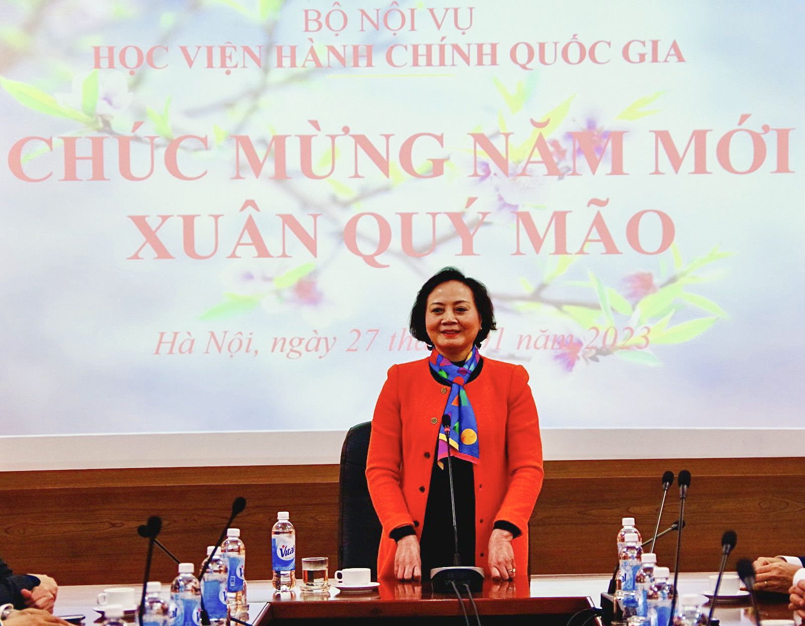 Đồng chí Phạm Thị Thanh Trà, Ủy viên BCH Trung ương Đảng, Bộ trưởng Bộ Nội vụ phát biểu chúc mừng năm mới tập thể Học viện.