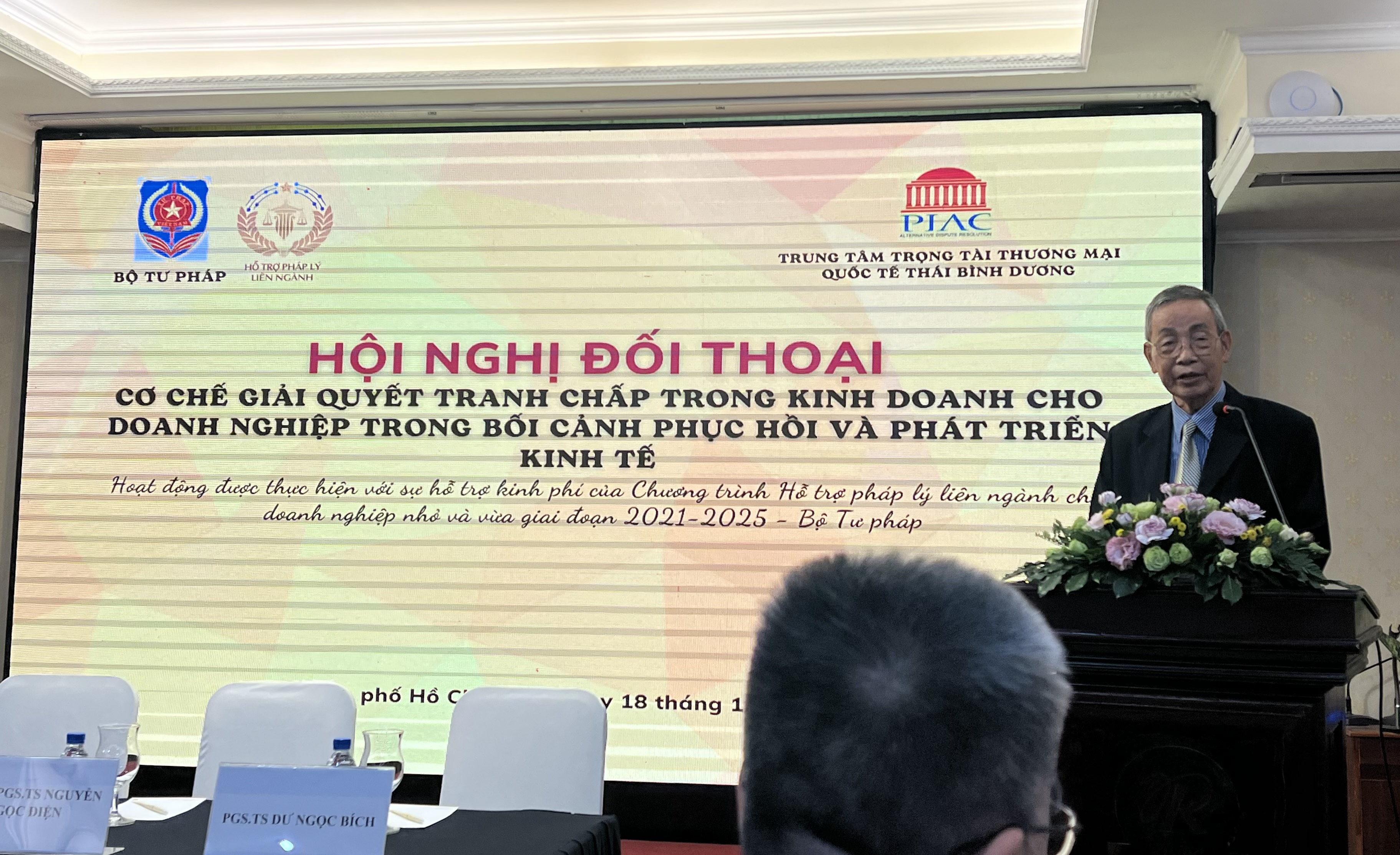 Luật sư Nguyễn Đăng Trừng - Chủ tịch, thành viên sáng lập Trung tâm trọng tài thương mại quốc tế Thái Bình Dương (PIAC)