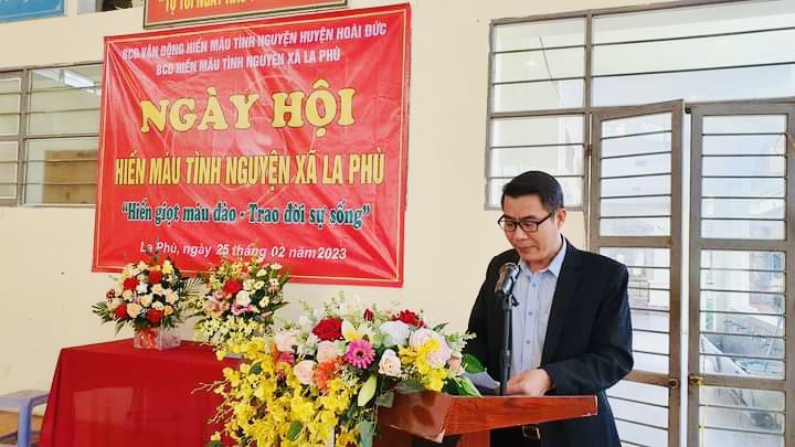 Đồng chí Nguyễn Hữu Khoa, Phó Bí thư, Chủ tịch UBND, Trưởng Ban chỉ đạo phát biểu tại chương trình