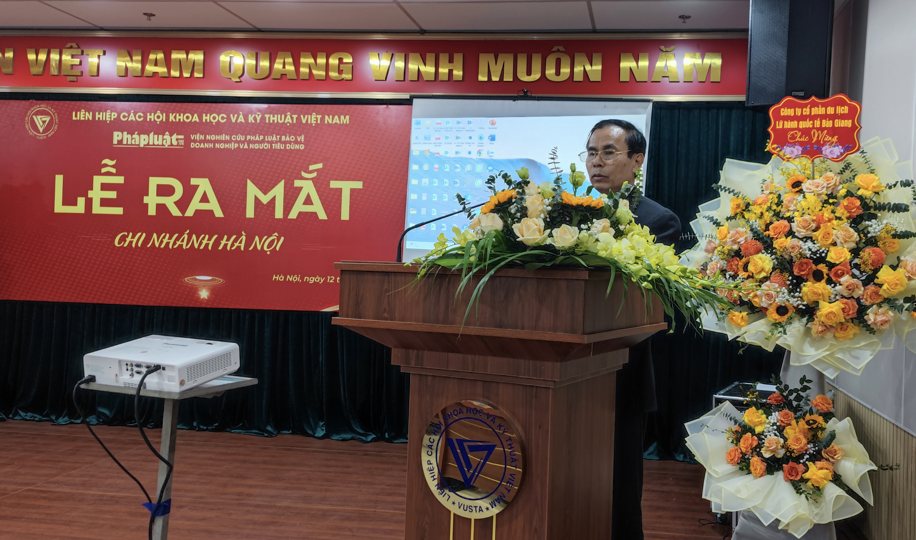 Ông Nguyễn Văn Quý - Phó Chánh Văn phòng Ban Kinh tế Trung ương phát biểu tại Lễ ra mắt