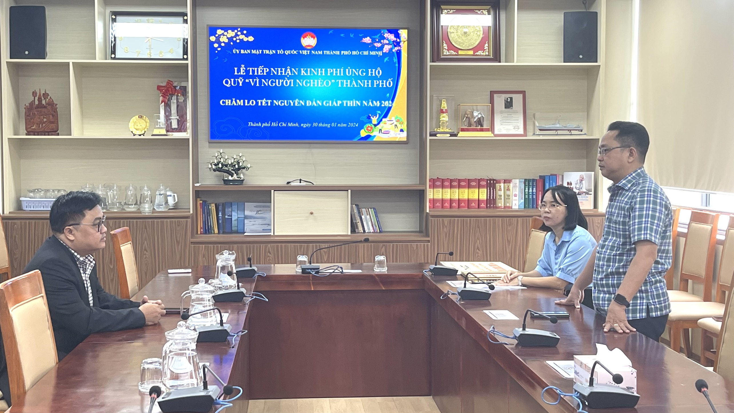 Phát biểu tại buổi tiếp nhận, Phó Chủ tịch Ủy ban MTTQ Việt Nam Thành phố Hồ Chí Minh 