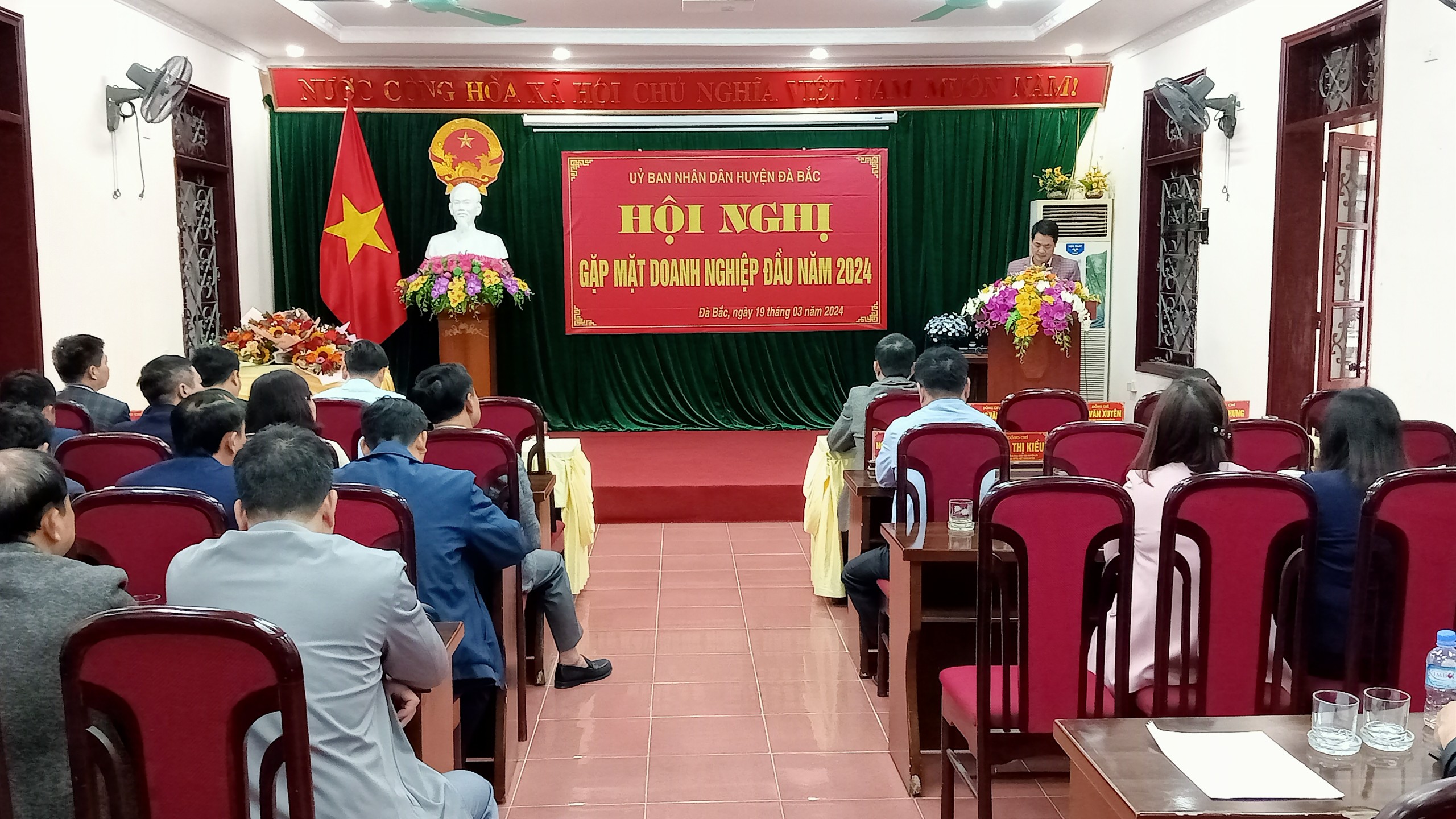 UBND huyện Đà Bắc tổ chức Hội nghị gặp mặt doanh nghiệp đầu năm 2024