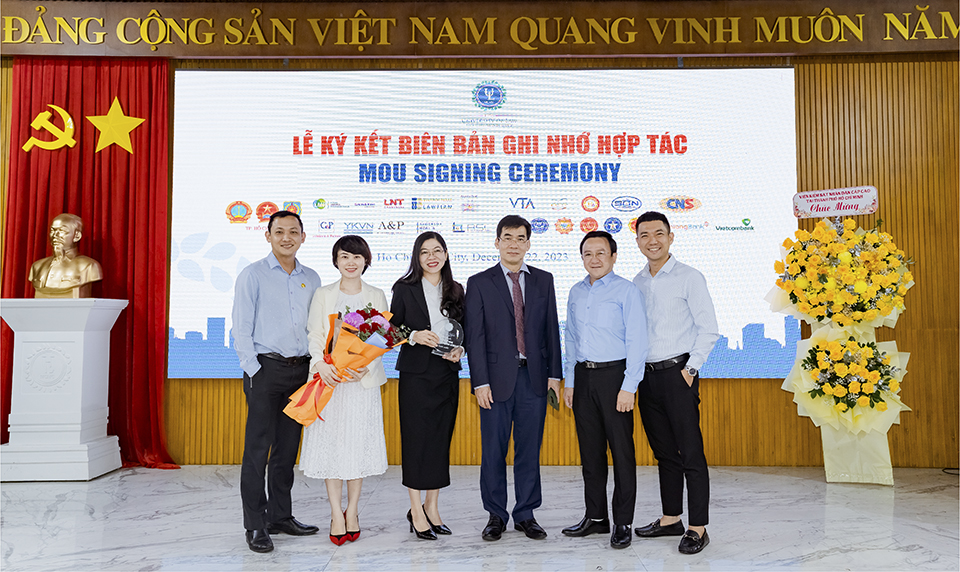 KienlongBank ký kết hợp tác cùng trường đại học Luật Thành phố Hồ Chí Minh