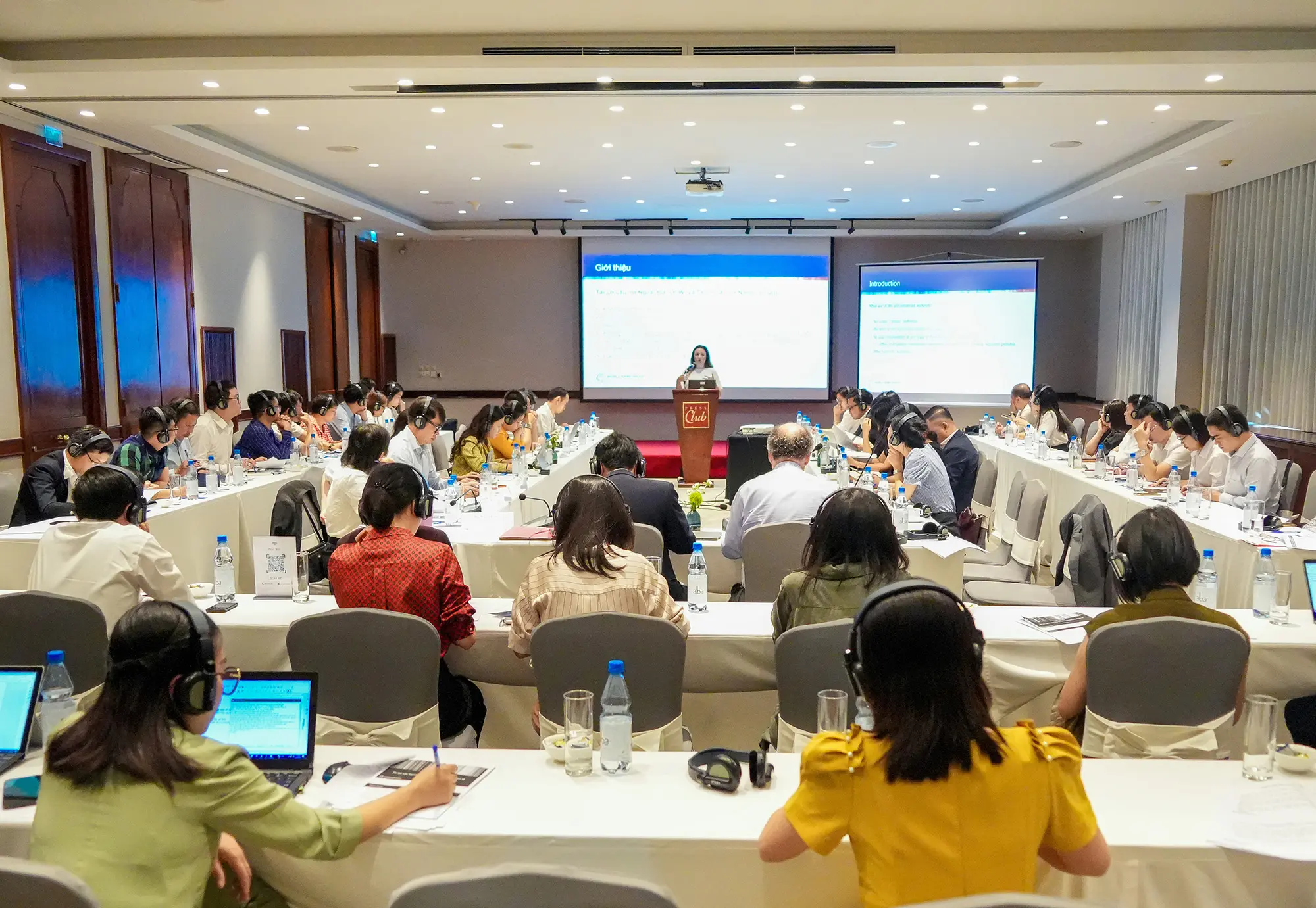 Hiệp hội Ngân hàng Việt Nam (VNBA) phối hợp với Tập đoàn Tài chính Quốc tế (IFC) tổ chức Bàn tròn thảo luận về Tái cấu trúc nợ ngoài tòa (OCW) 