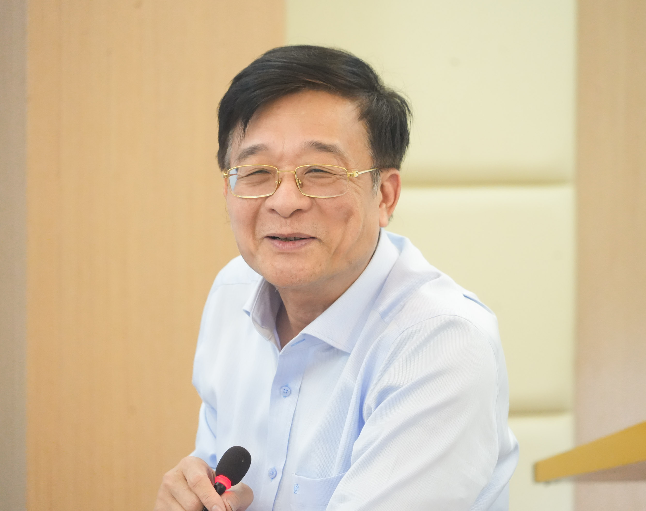 Ông Nguyễn Quốc Hùng - Phó Chủ tịch kiêm Tổng Thư ký Hiệp hội Ngân hàng