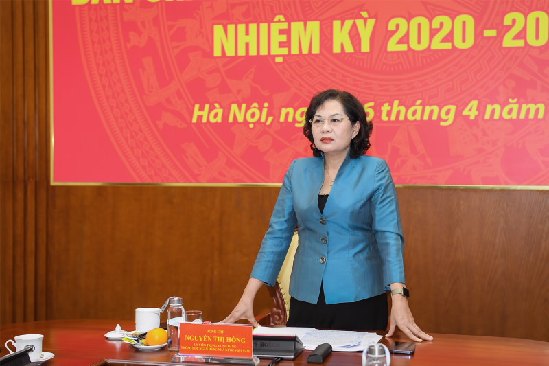 Đ/c Nguyễn Thị Hồng - Bí thư Ban Cán sự Đảng, Bí thư Đảng ủy Cơ quan NHTW, Thống đốc NHNN phát biểu chỉ đạo Hội nghị