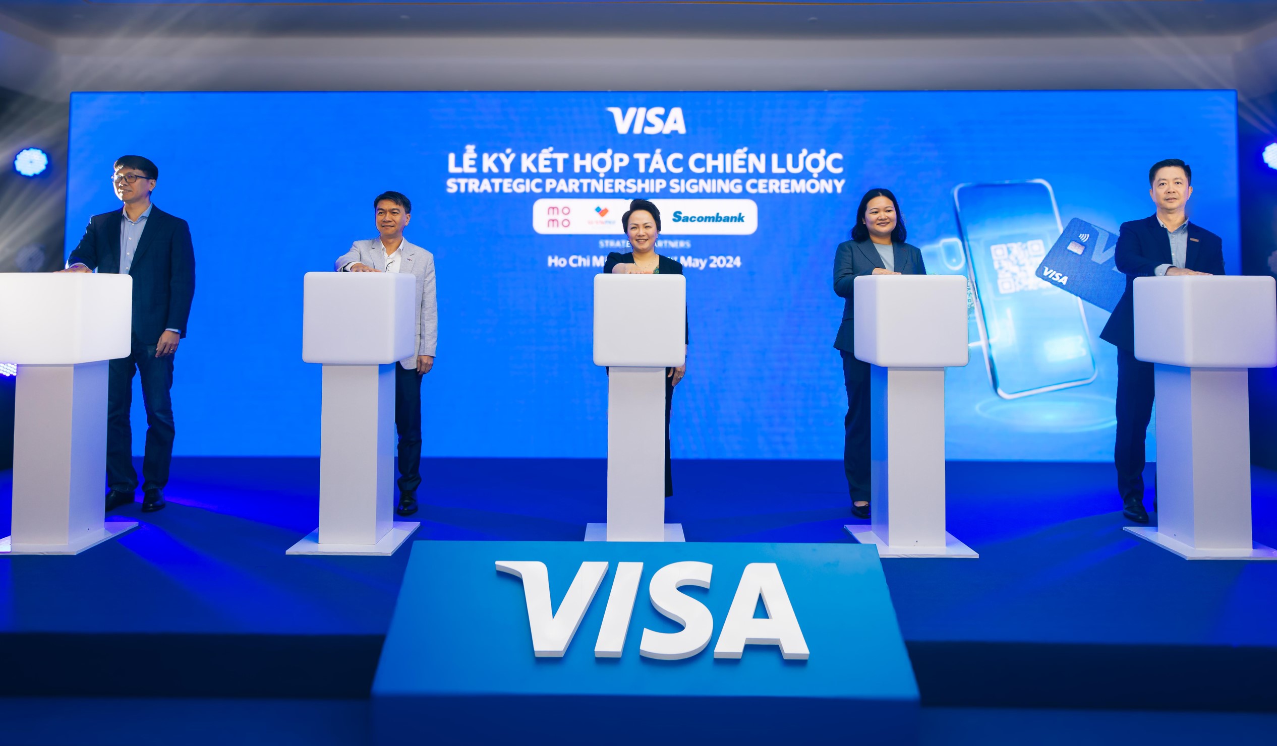 Sacombank, Visa và 3 ví điện tử hàng đầu kết nối thanh toán QR Code