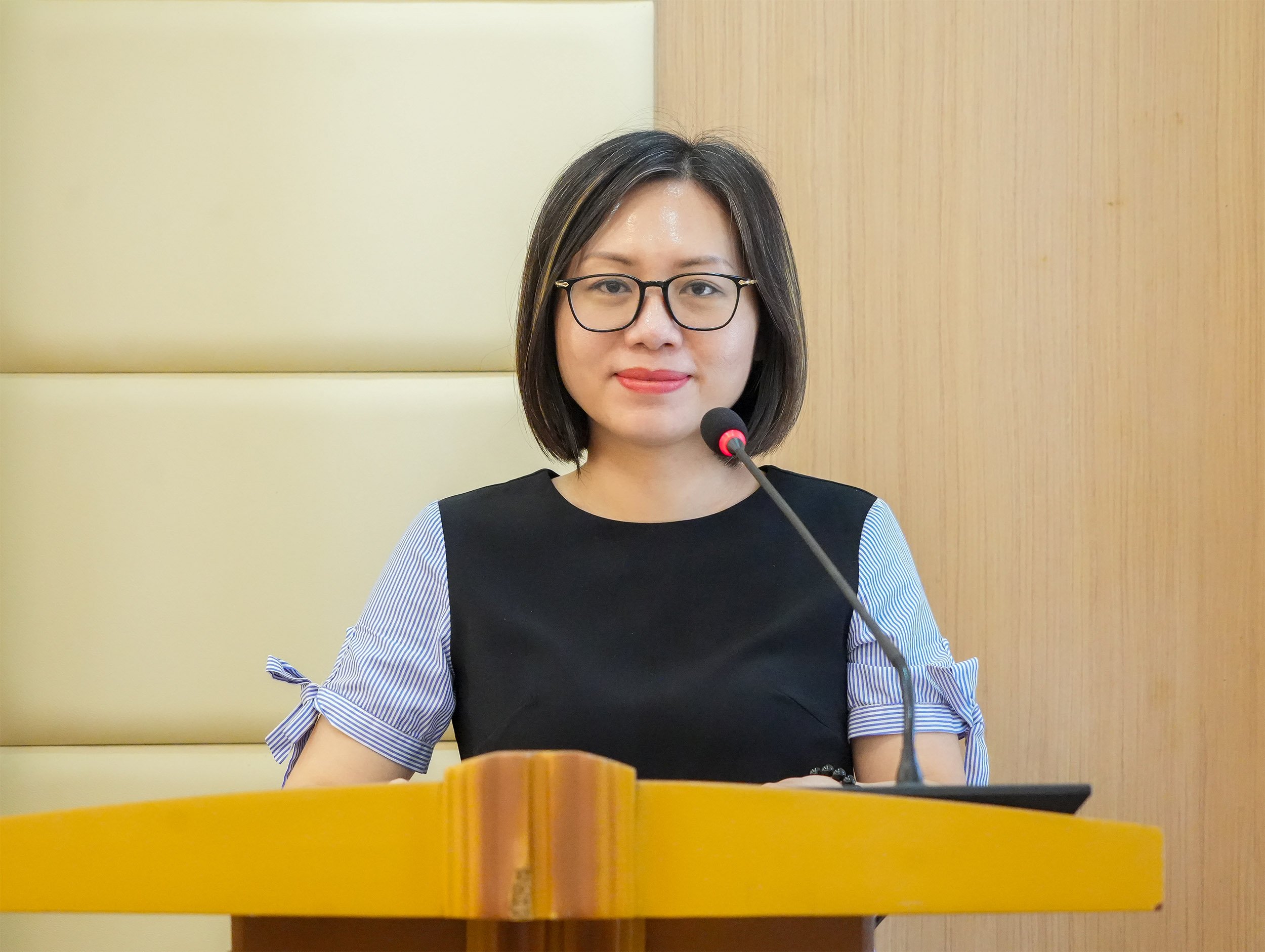 Bà Chu Thị Quỳnh Hoa, Phó Trưởng Ban Pháp Luật và Nghiệp vụ, Hiệp hội Ngân hàng Việt Nam
