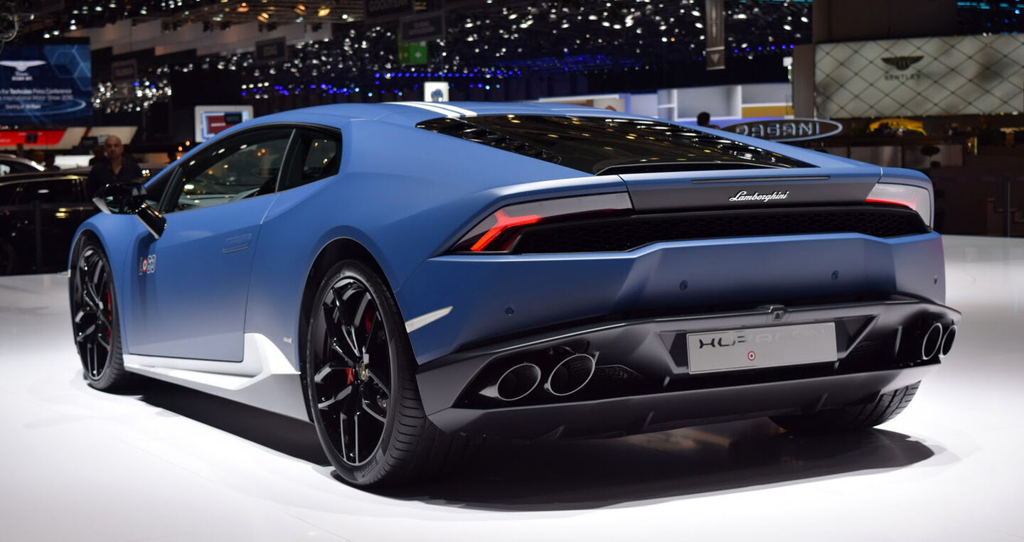 Lamborghini-Huracan-Avio-giA-gan-15-ta-Aang-tai-Viat-Nam3.jpg