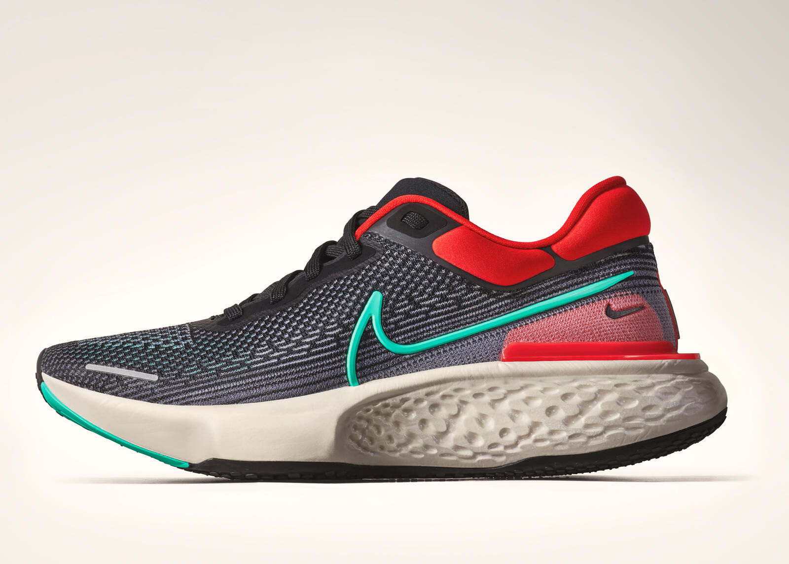Giày thể thao Nike Zoom X Invicible Run