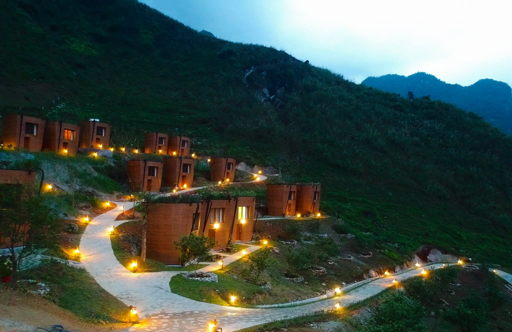 Mới lạ khu nghỉ dưỡng hình quẩy tấu đẹp tựa “trời Tây” ở Hà Giang - 7