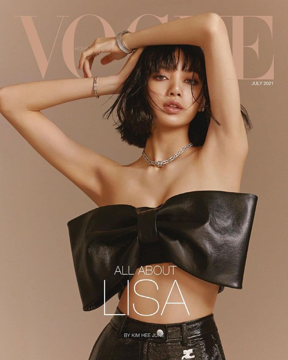 6 lần Lisa xuất hiện trên bìa tạp chí Vogue-6