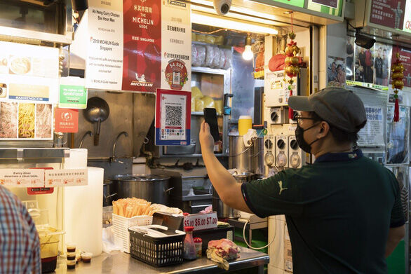 Sáng kiến giúp ẩm thực đường phố Singapore 'sống sót' trong đại dịch - 1