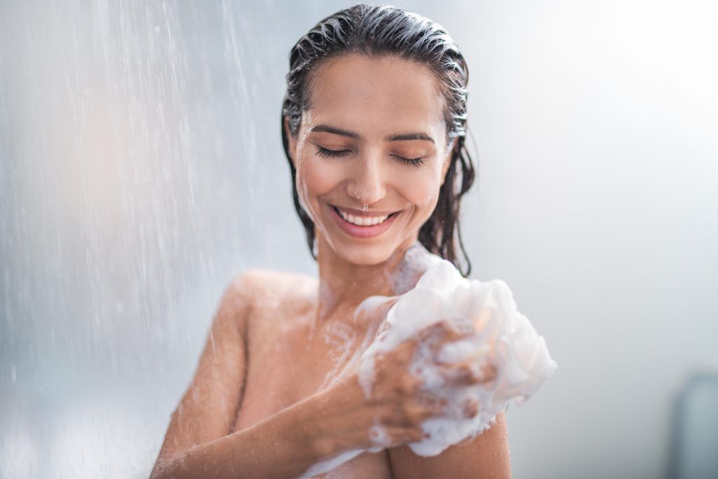 Tắm đúng cách giúp cải thiện làn da khỏe đẹp-5