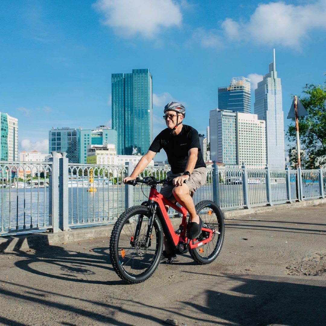 Trending Sài Gòn mùa dịch: Đeo khẩu trang, đạp xe, nâng cao sức khỏe - 8