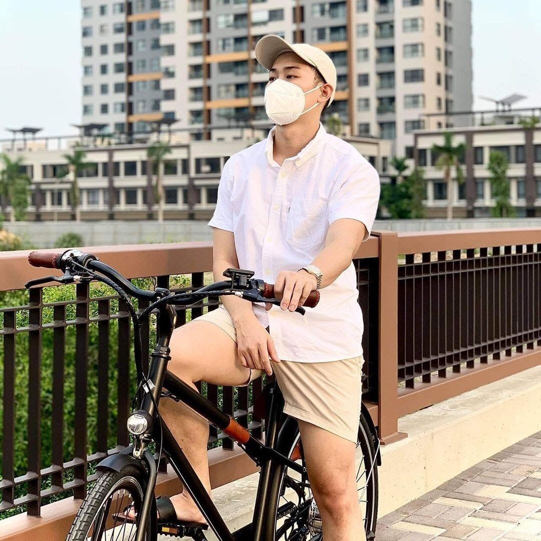 Trending Sài Gòn mùa dịch: Đeo khẩu trang, đạp xe, nâng cao sức khỏe - 9