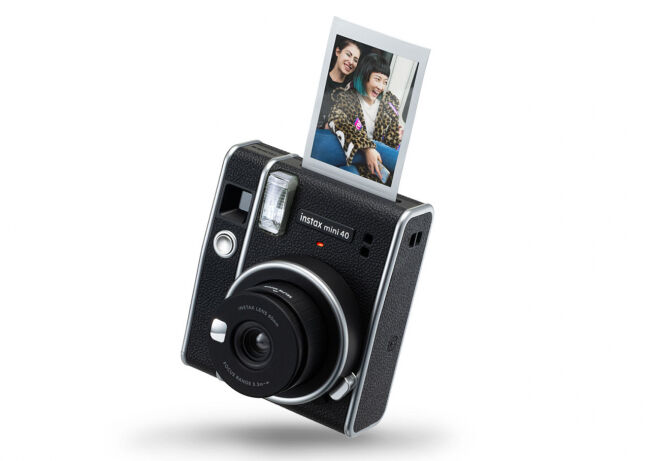 Máy ảnh Instax Mini 40 - Món phụ kiện thời trang cá tính-2