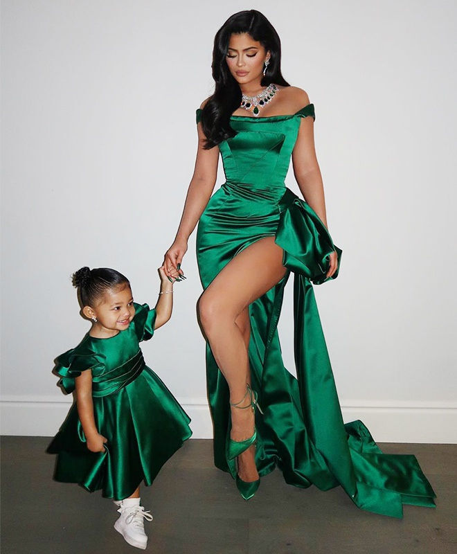 Thời trang chuẩn rich kid của con gái Kylie Jenner-3