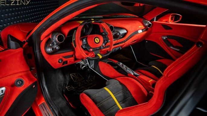 Chiêm ngưỡng siêu xe Ferrari F8 Tributo Modena Italy-6