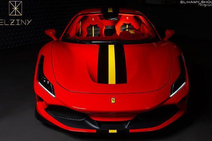 Chiêm ngưỡng siêu xe Ferrari F8 Tributo Modena Italy-2