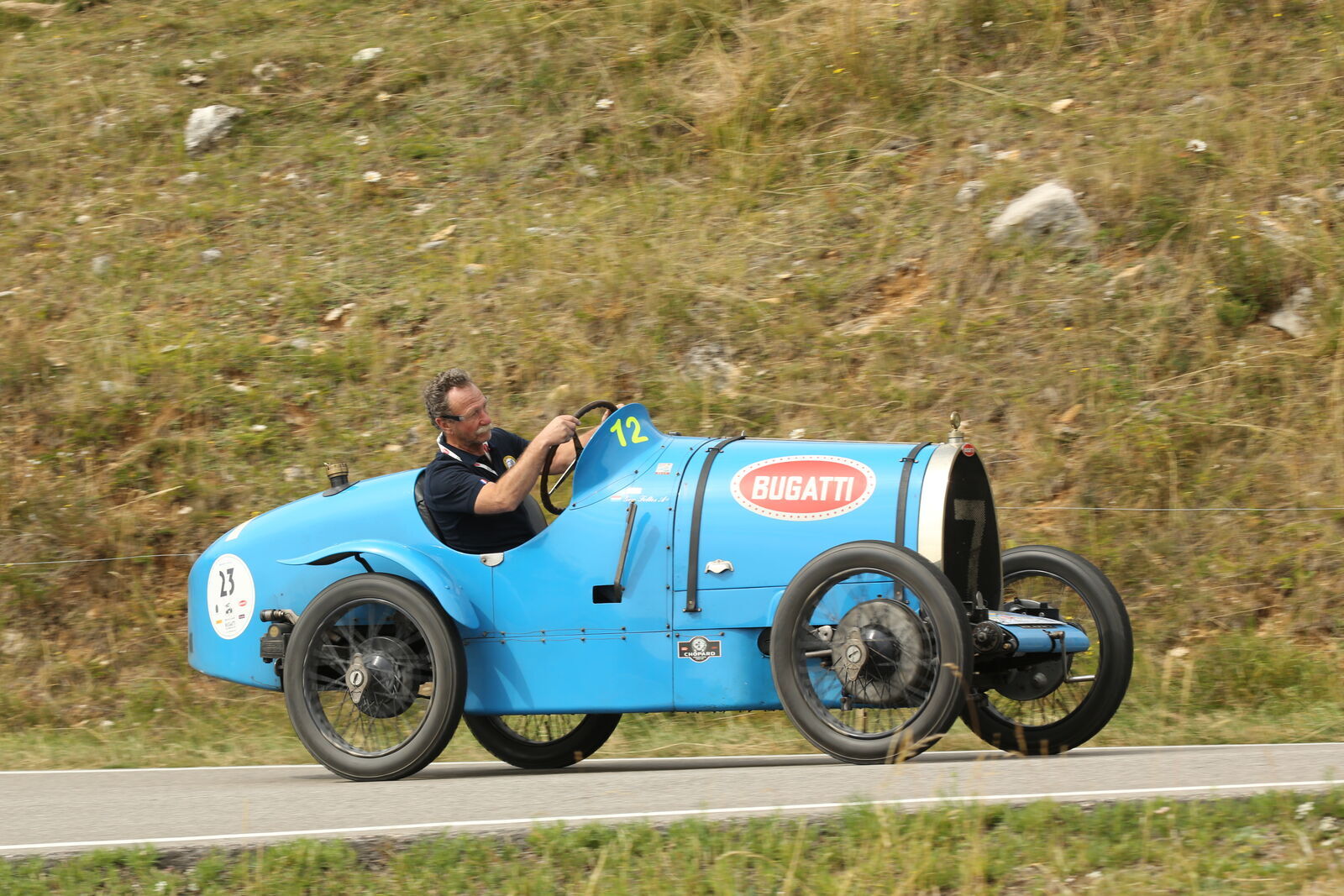 Bugatti kỷ niệm 100 năm chiến thắng của Type 13 Brescia-5