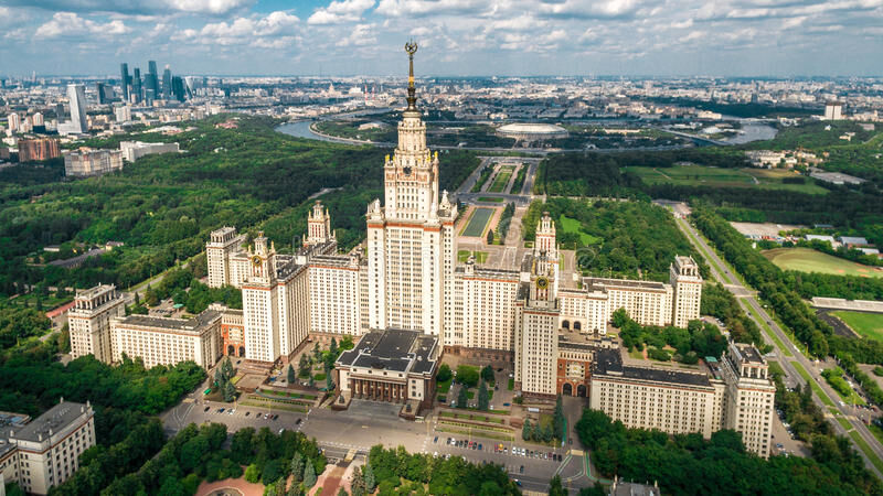 Đại học Tổng hợp quốc gia Matxcơva mang tên Lomonosov MGU - VietNga Travel &amp; Consulting nhà tổ chức land tour du lịch Nga, XTTM và sự kiện chuyên nghiệp hàng đầu