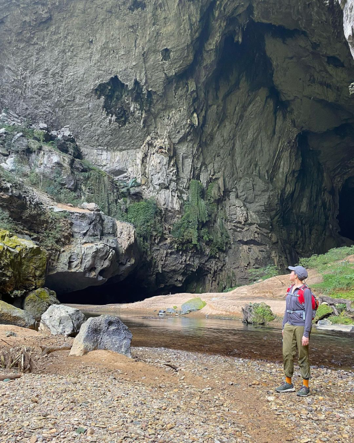 Khám phá Hang Én là trải nghiệm thú vị mạo hiểm khi Du lịch hang động Quảng Bình. Ảnh: aahnanabananamama