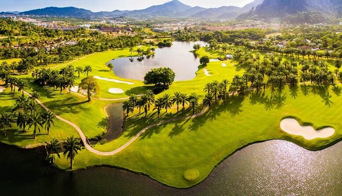 Loch Palm Golf Club là một sân golf tuyệt đẹp tại Thái Lan. Ảnh: phuketgolf