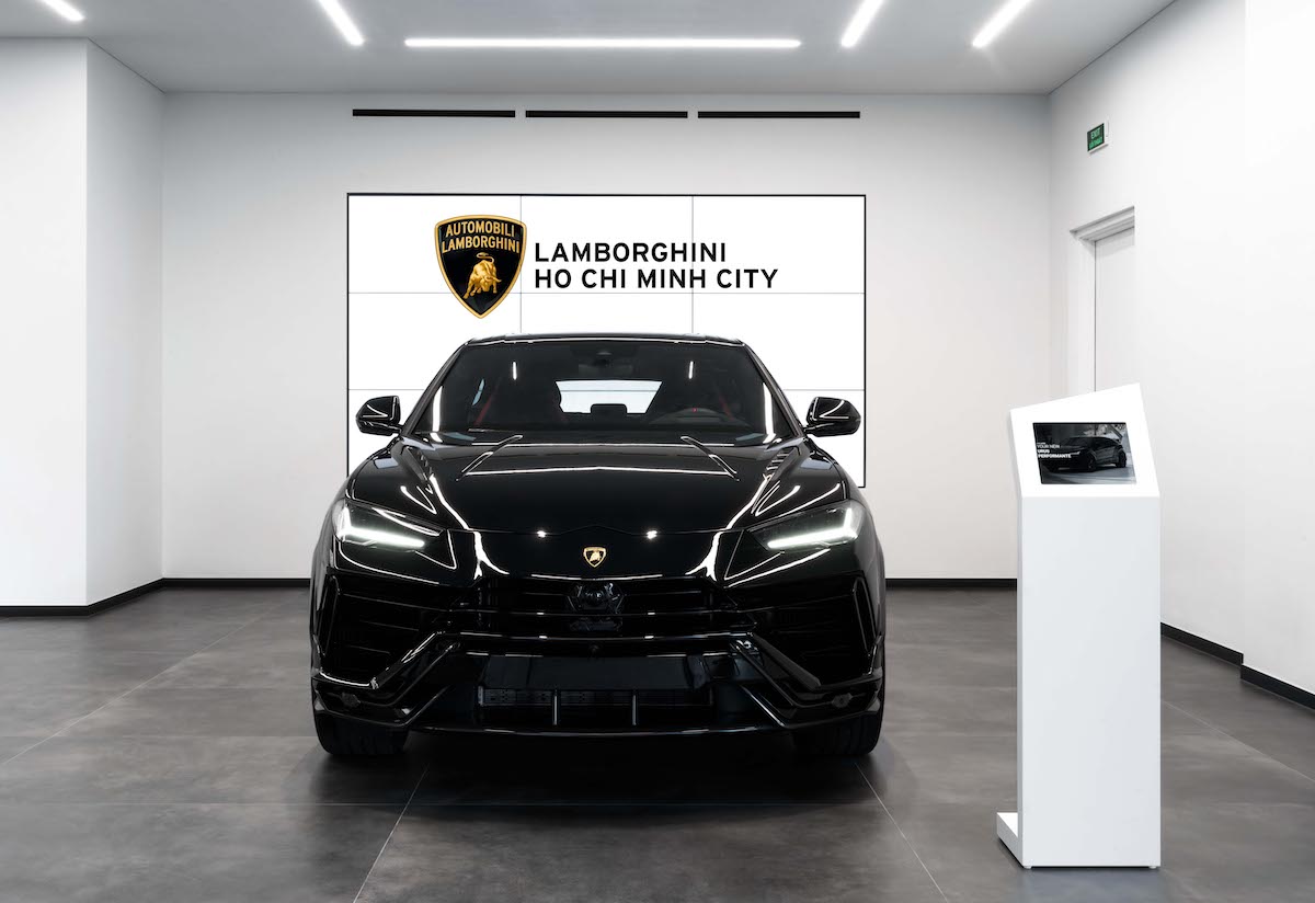 Lamborghini ra mắt showroom mới