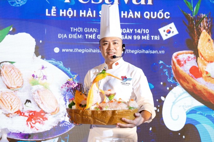 Đại sứ hữu nghị của Hà Nội tham gia Korean Seafood Festival