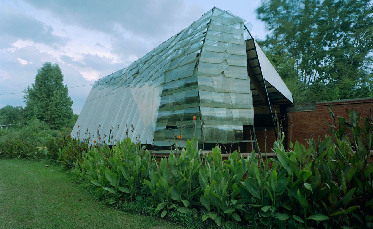 Những sáng tạo nhân văn: 7 công trình kiến trúc nổi tiếng được tu sửa bằng vật liệu tái chế, rác thải