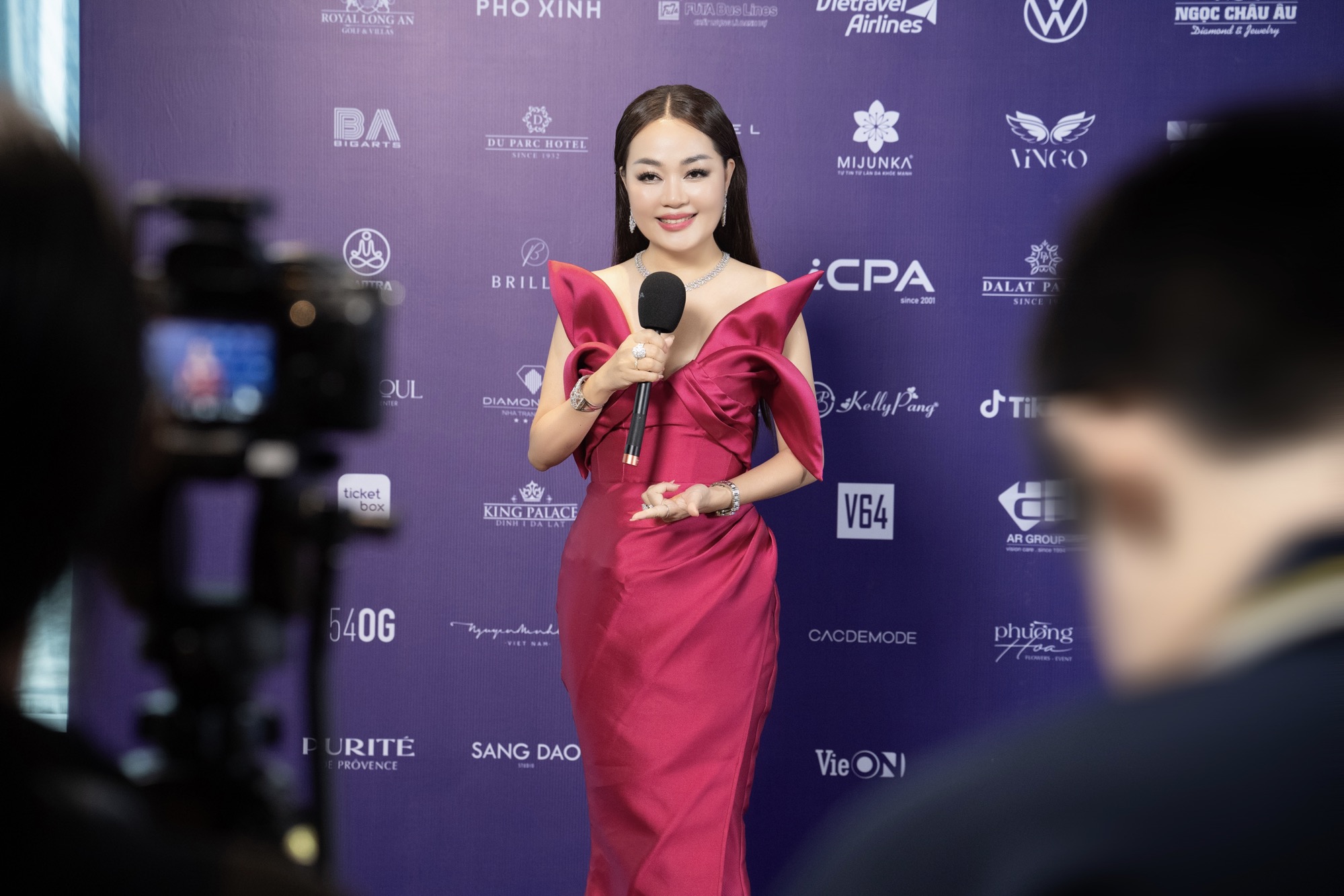 Hoa hậu Hoàng Thanh Nga 