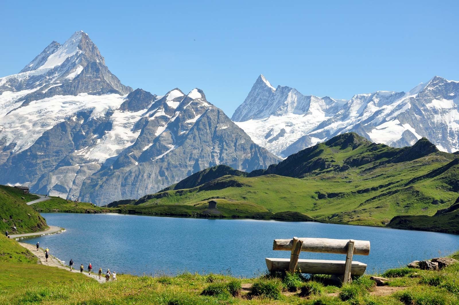 Dãy núi Alps ở Thụy Sỹ.