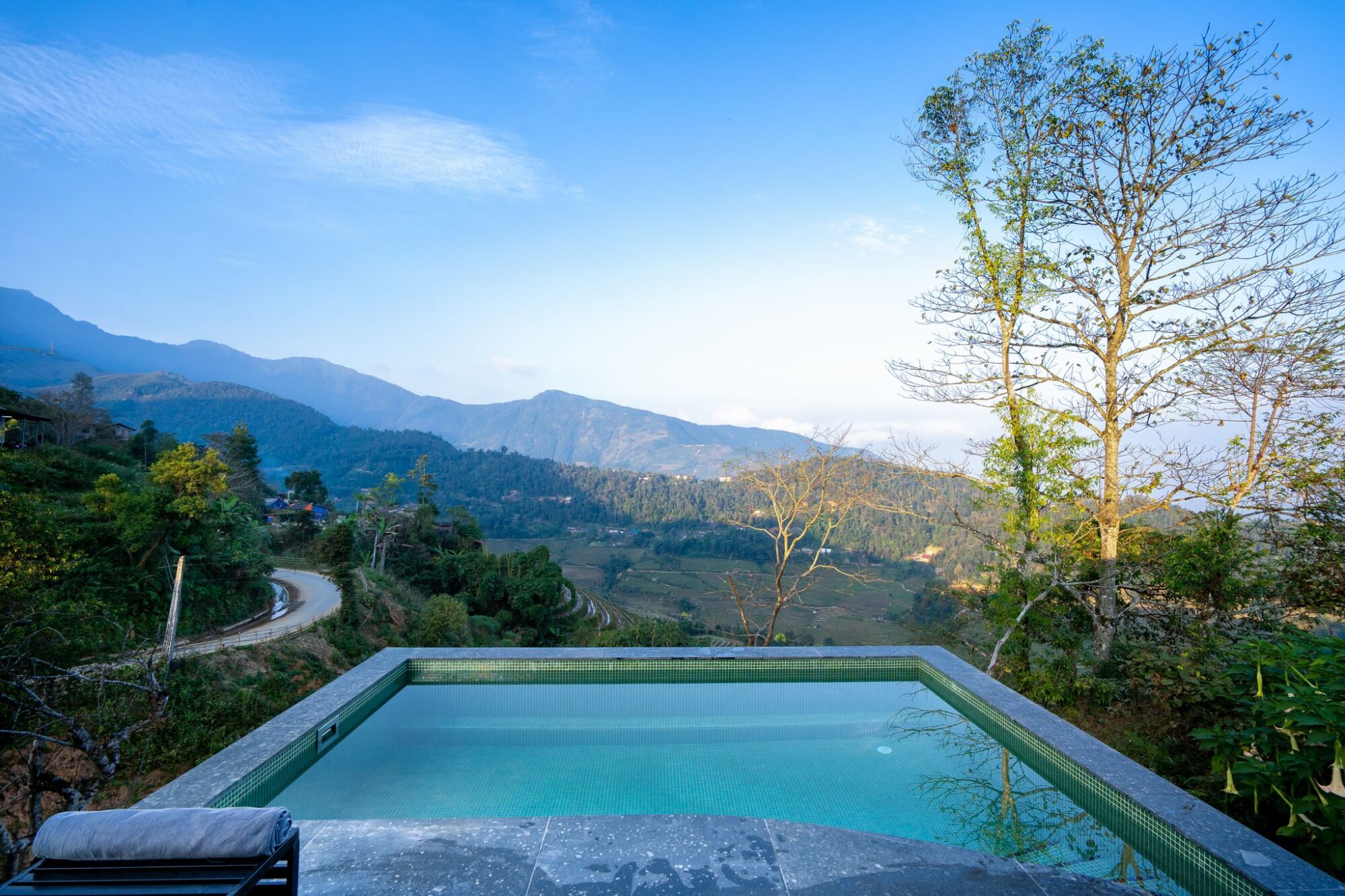 Villa có bể bơi thân thiện với thiên nhiên, cảnh quan sắp được ra mắt tại gia đình Topas Ecolodge